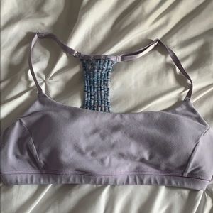 Lululemon sports bra